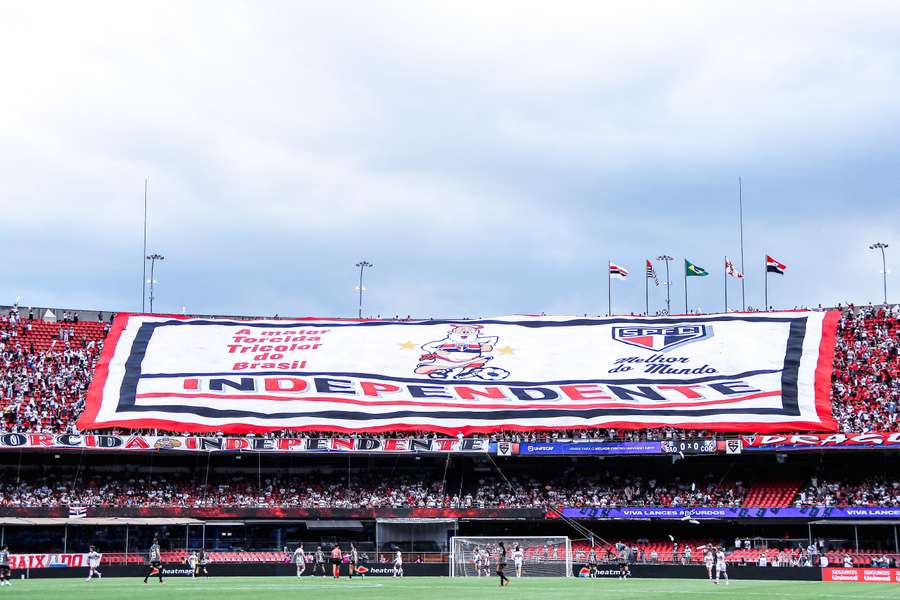 O MorumBIS ficou cheio para acompanhar a decisão
