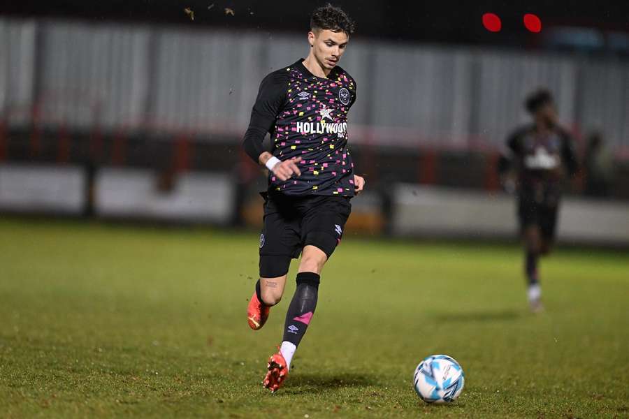 Romeo Beckham le 11 janvier à l'entraînement.