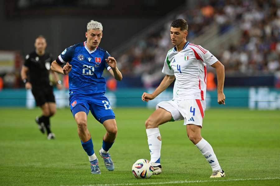 Rigo v drese dvadsaťjednotky na domácom Eure U21. Rigo v drese dvadsaťjednotky na domácom Eure U21.