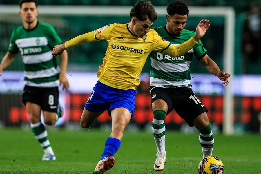 Marcus Edwards ao serviço do Sporting