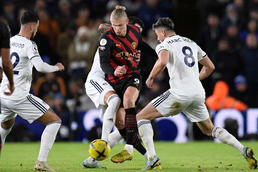 Haaland esteve imparável diante do Leeds