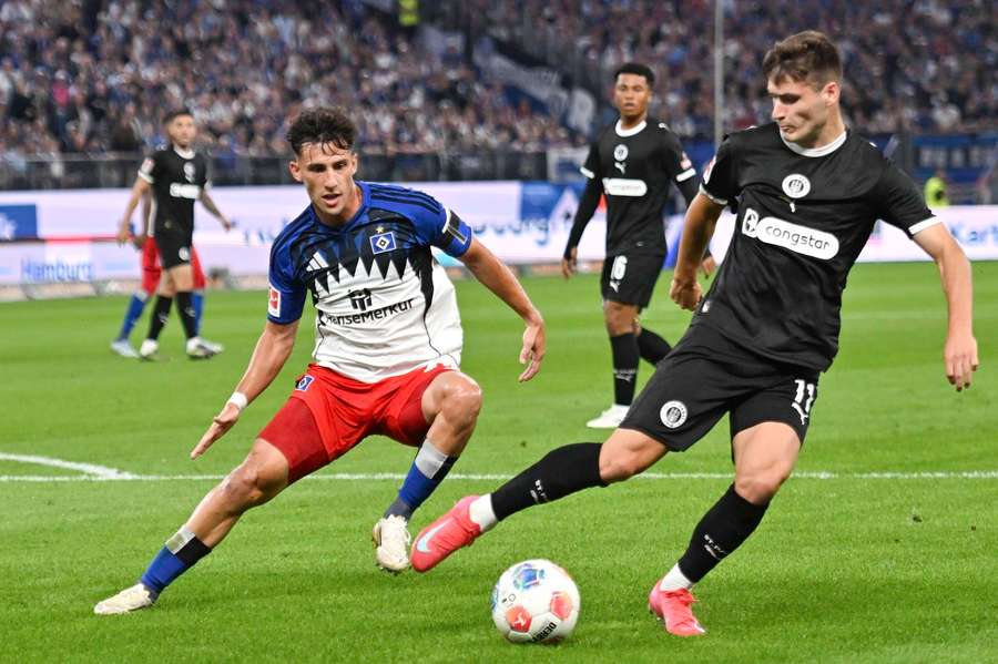 St. Pauli ovládlo mestské derby.
