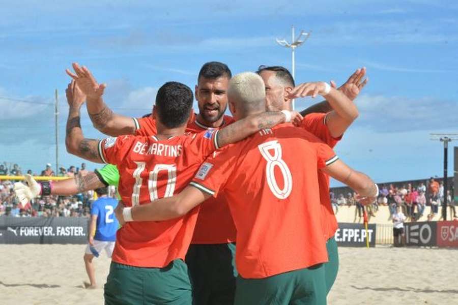 Portugal venceu o Paraguai no primeiro jogo do Grupo B