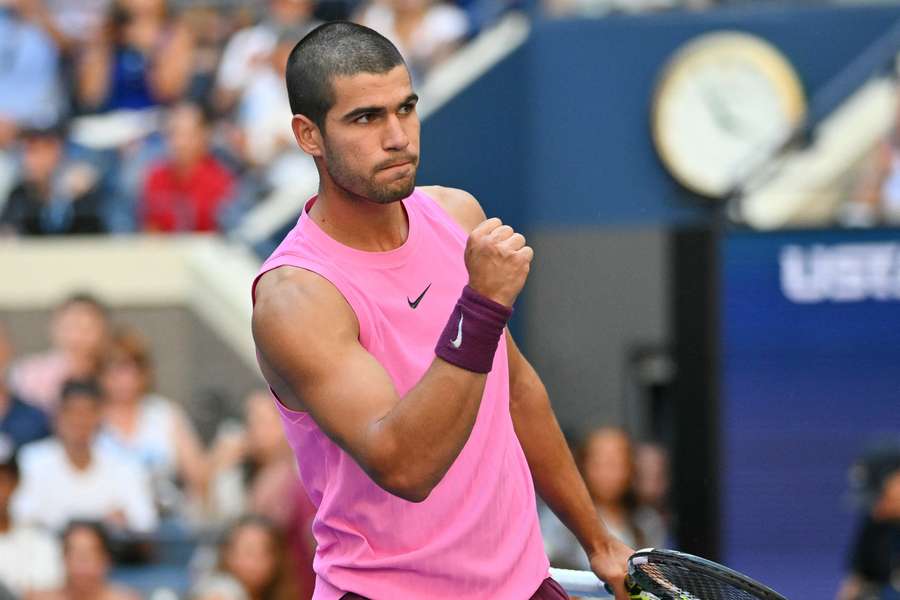 Carlos Alcaraz segue absoluto em Flushing Meadows