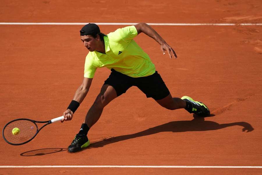 Henrique Rocha caiu na terceira ronda de Roland Garros