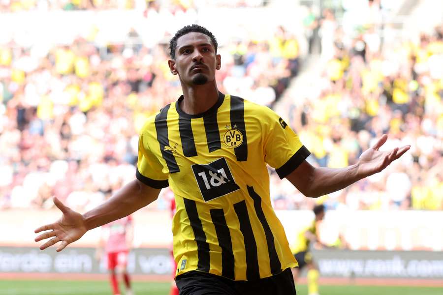 Haller lead Dortmund to victory with his double