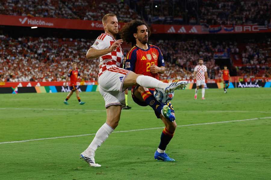Cucurella, ante Croacia Cucurella, ante Croacia