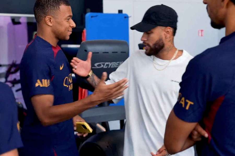 Kylian Mbappe și pe Neymar