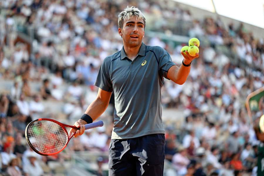 Sigue el tenis en directo en Flashscore Sigue el tenis en directo en Flashscore
