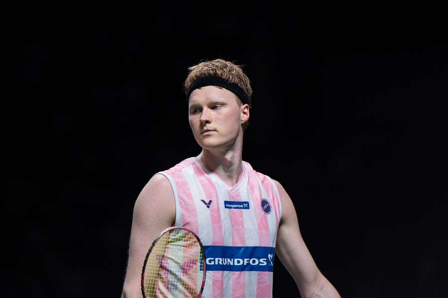 Antonsen crashed out of the quarter-final at the Singapore Open
