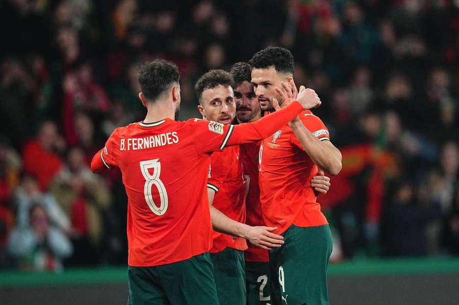 Portugal venceu a Dinamarca por 5-2, após prolongamento