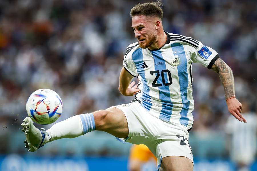 Mac Allister in actie voor Argentinië op het WK