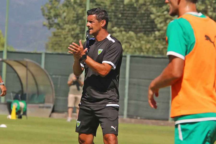 Tondela vence Varzim no primeiro jogo da pré época em casa Tondela vence Varzim no primeiro jogo da pré época em casa