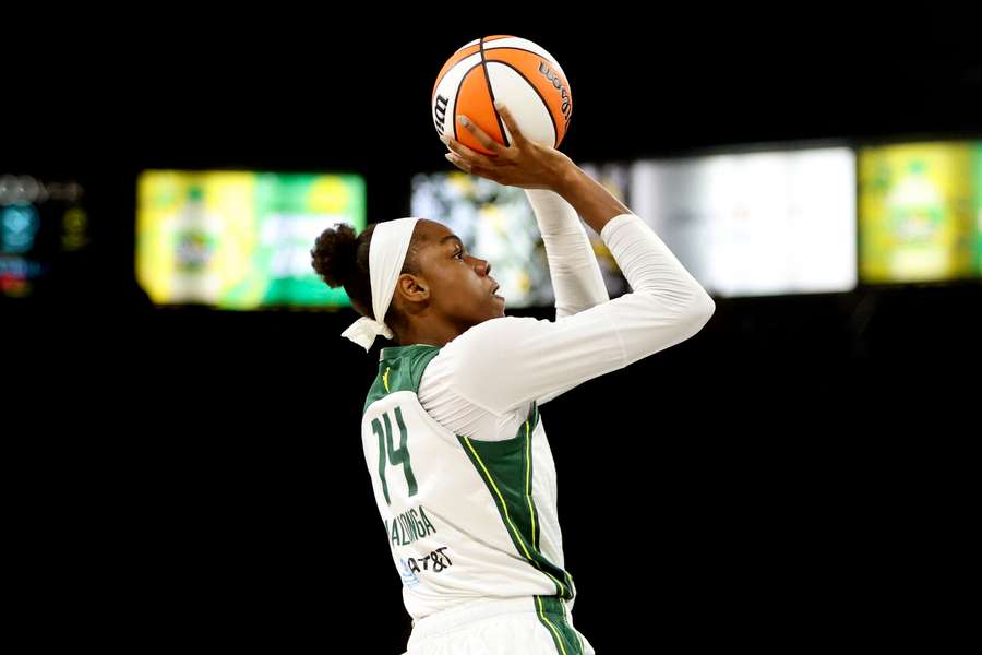 Dominique Malonga lors des playoffs le 18 septembre.