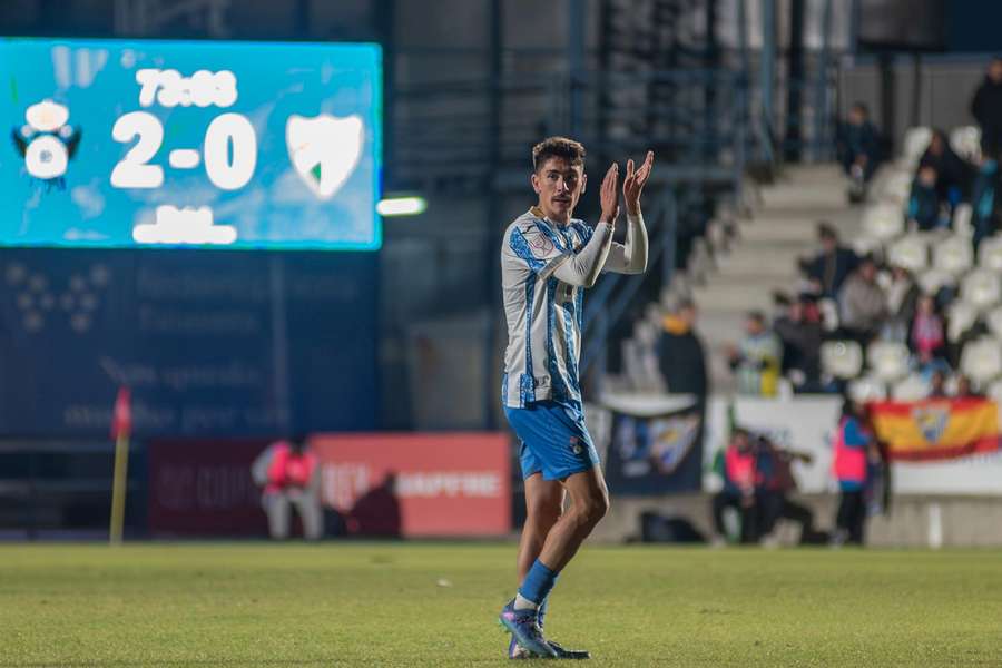 Sergio Montero, sustituido ante el Málaga tras marcar dos goles Sergio Montero, sustituido ante el Málaga tras marcar dos goles