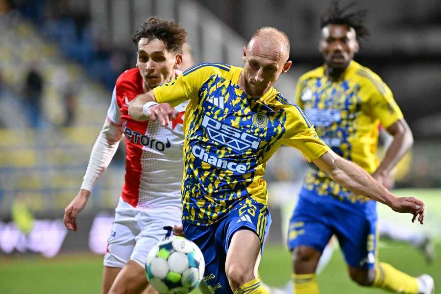 Zlín se proti Slavii vydal podle kouče na maximum, ale na body to nestačilo. Zlín se proti Slavii vydal podle kouče na maximum, ale na body to nestačilo.