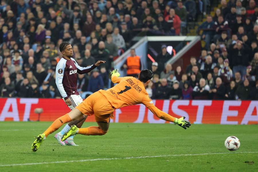 Leon Bailey a inscrit le deuxième but des Villans