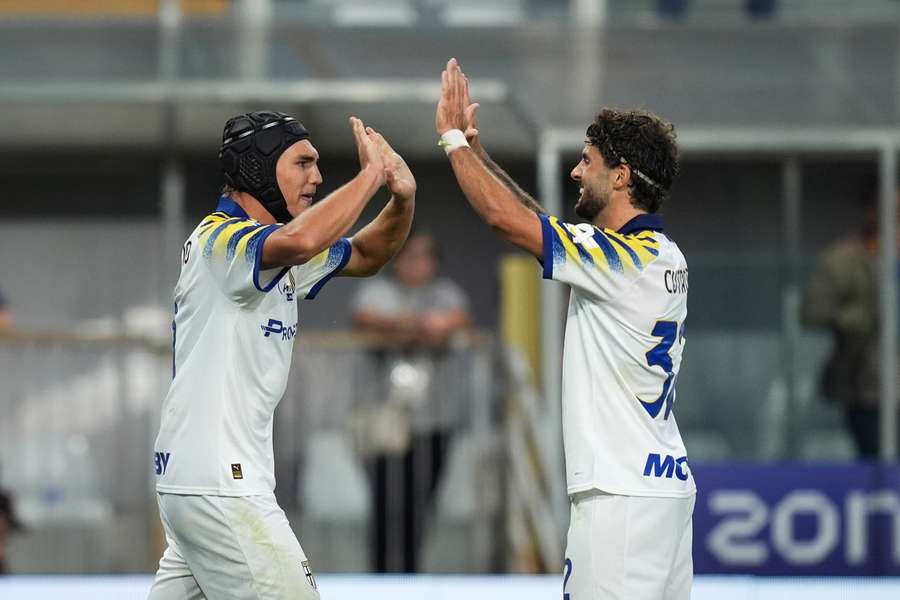 Mateo Pellegrino (stânga) a marcat o ”dublă” pentru Parma