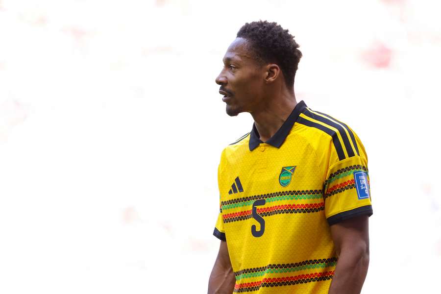 Ethan Pinnock em ação pela Jamaica