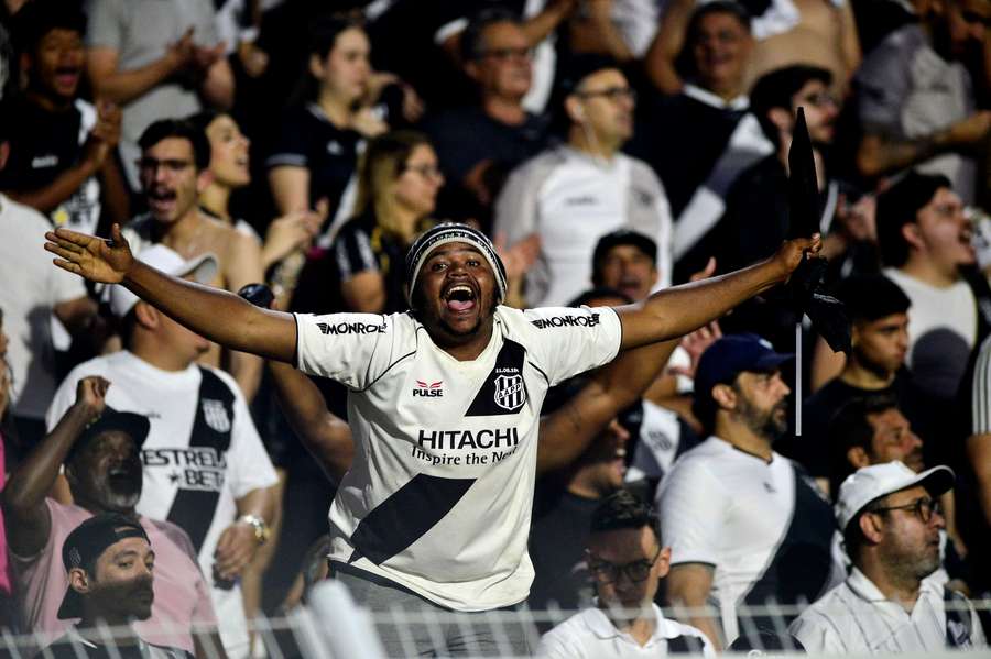 Ponte Preta está garantida na Série B Ponte Preta está garantida na Série B