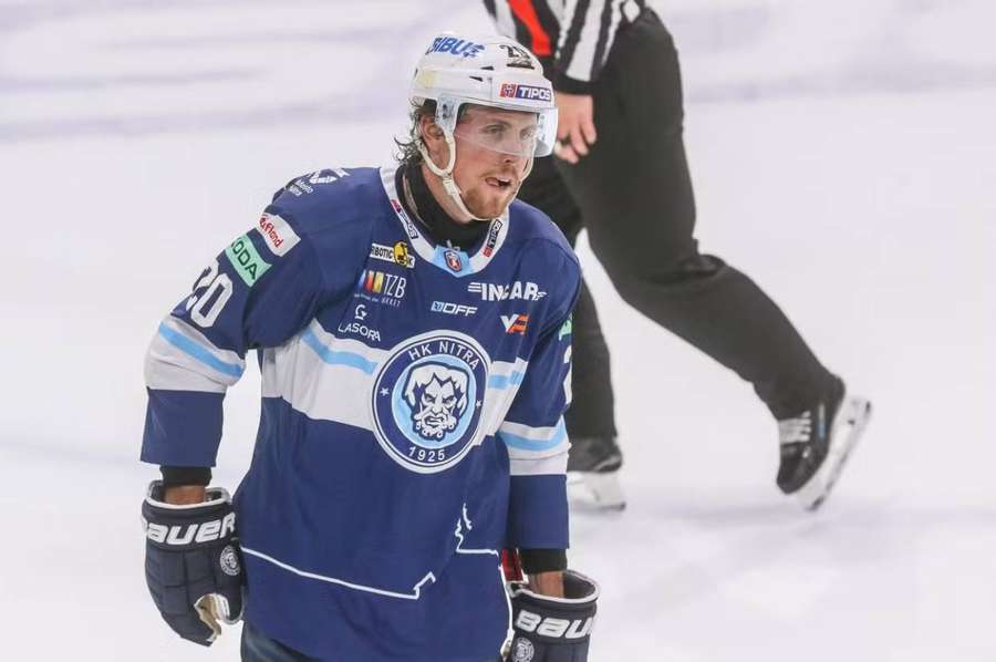 Brett Ritchie bude hrať v Rakúsku. Brett Ritchie bude hrať v Rakúsku.