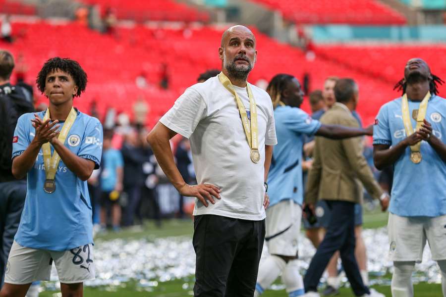 Pep Guardiola má na kontě další trofej.