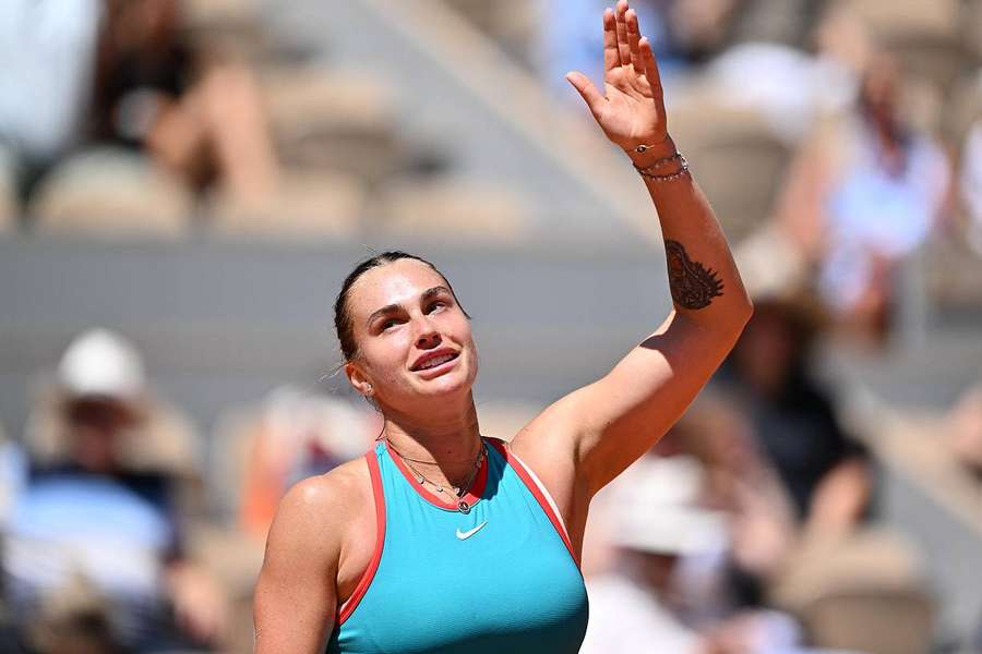 Comme lors des deux premiers tours, la N.1 mondiale Aryna Sabalenka s'est imposée en deux sets, cette fois contre Olga Danilovic (6-2, 6-3).