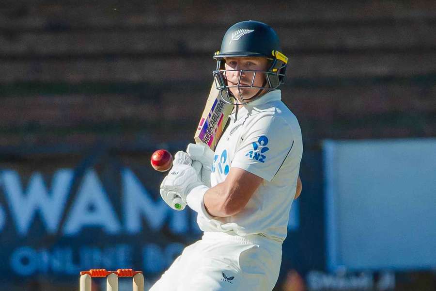 New Zealand took a 158-run lead over Zimbabwe after the first innings of the first Test