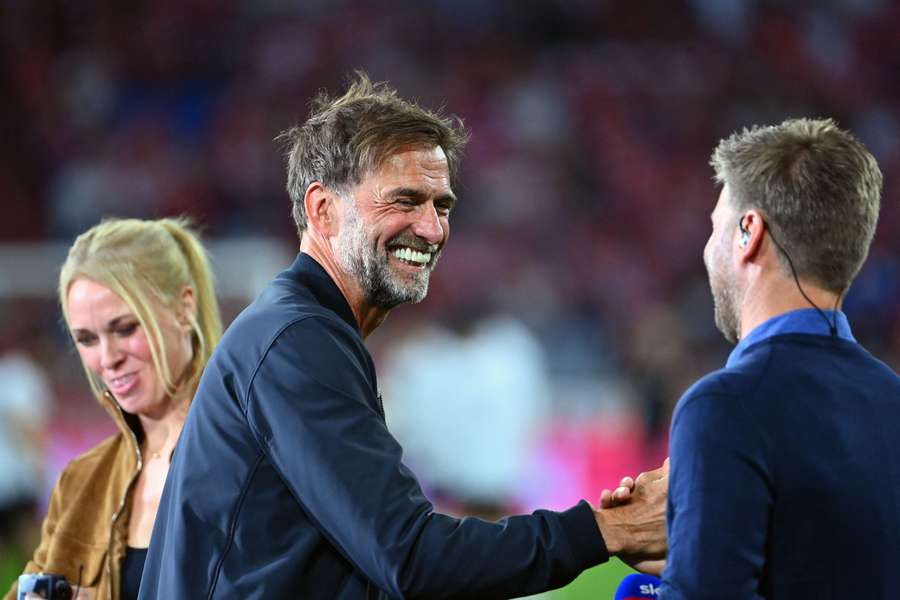 Jurgen Klopp greets Thomas Hitzlsperger