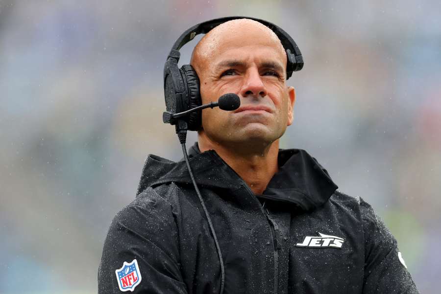 Robert Saleh deixou de ser treinador principal do New York Jets