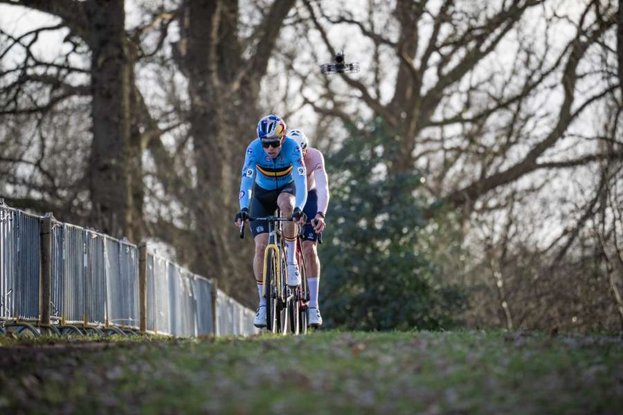 Van der Poel, en plena competición Van der Poel, en plena competición