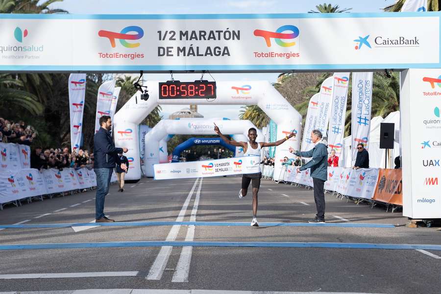 Doblete de Kenia y récords en la Media Maratón Ciudad de Málaga