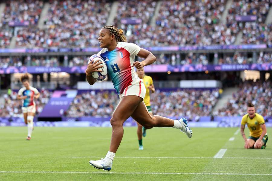 Le triplé pour Iän Jason, la démonstration pour les Bleues.