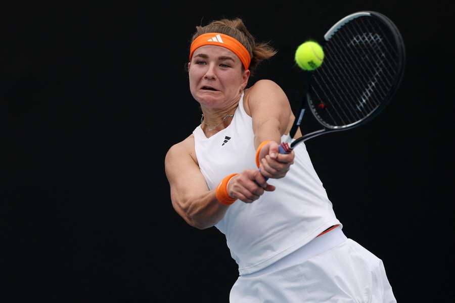 Karolína Muchová v utkání s Jaqueline Cristianovou na Australian Open 2026.