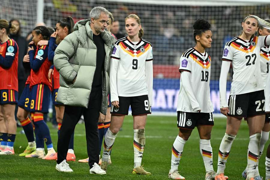 Bundestrainer Christian Wück (l.)