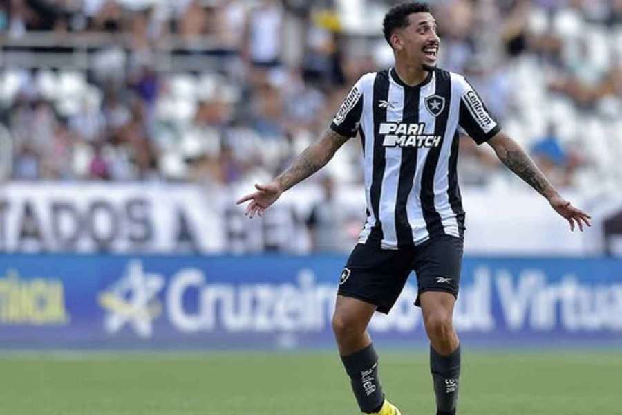 Kauê Rodrigues troca Botafogo pelo FC Porto a custo zero