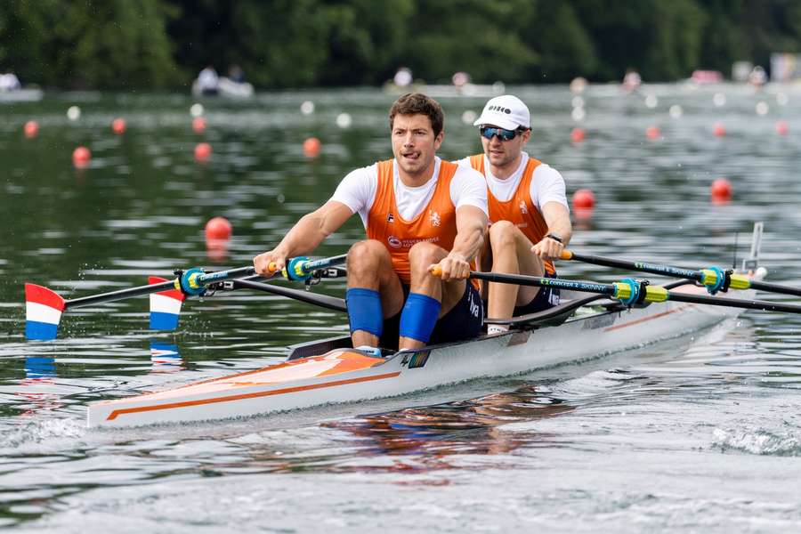 Melvin Twellaar en Stef Broenink naar finale van dubbeltwee, ook vrouwen door