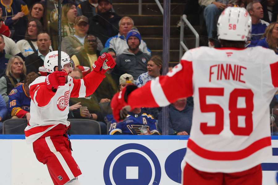 The Detroit Red Wings grabbed another big win in the NHL on Wednesday night.