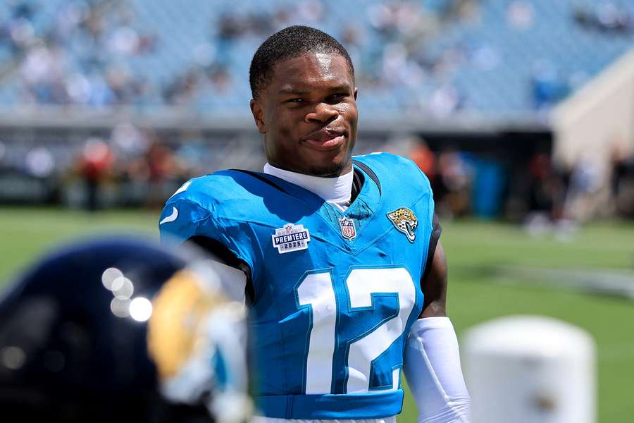 Jaguars rookie Travis Hunter on the sideline during Week 1 against the Carolina Panthers (2025)