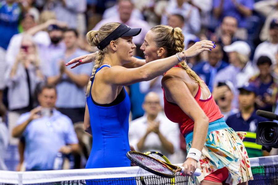 Wozniacki e Kvitova após o jogo
