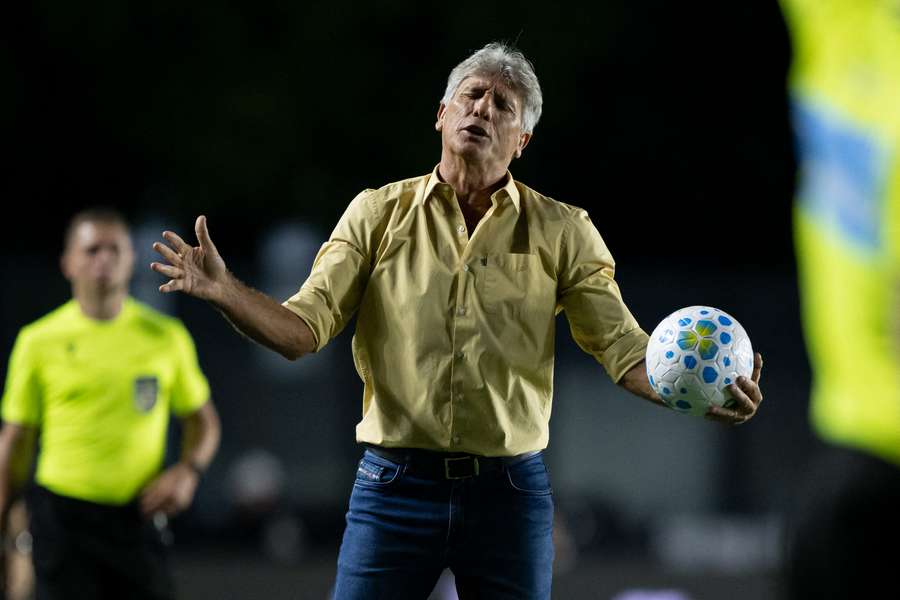 Renato Gaúcho não esteve na Argentina para a estreia do Vasco na Sul-Americana Renato Gaúcho não esteve na Argentina para a estreia do Vasco na Sul-Americana