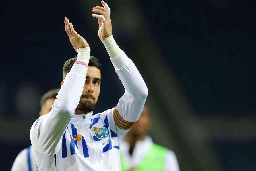 Diogo Costa em destaque na equipa do FC Porto