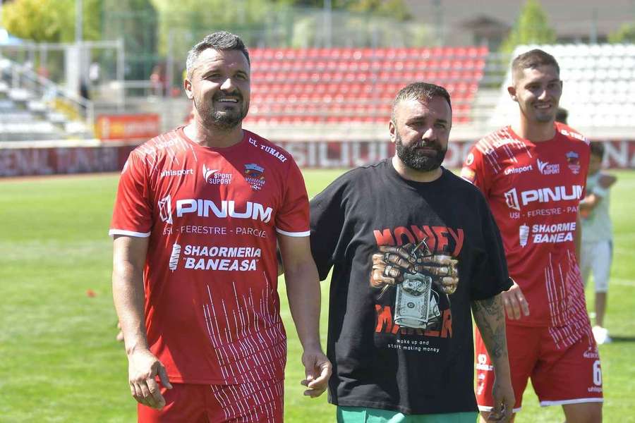 Constantin Budescu , liber de contract după despărțirea de divizionara secundă CS Tunari Constantin Budescu , liber de contract după despărțirea de divizionara secundă CS Tunari