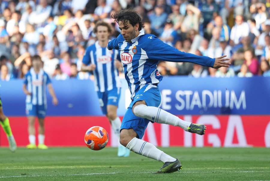 Leandro Cabrera renueva con el Espanyol un año más Leandro Cabrera renueva con el Espanyol un año más
