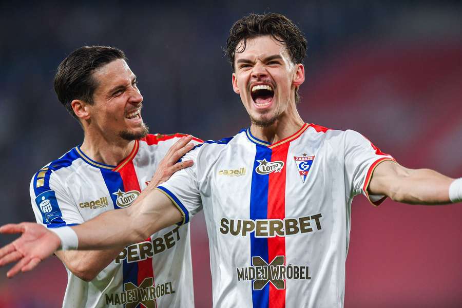 Sadílek (vlevo) dal v Polsku dva góly, Ambros jeden.