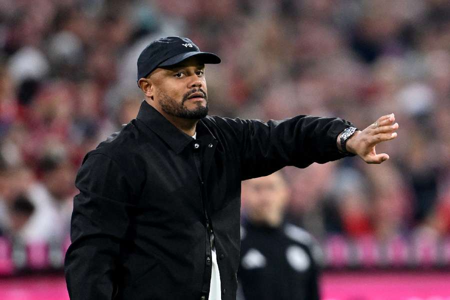 Kompany giving instructions on the touchline
