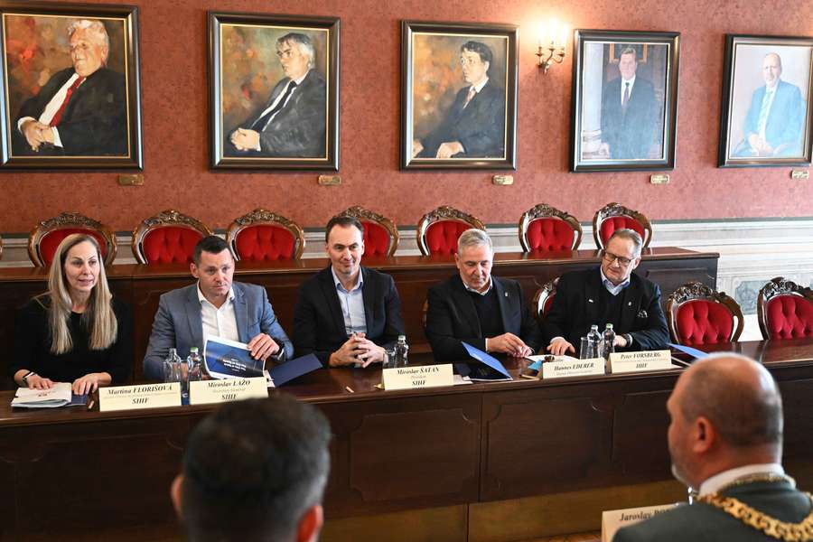 Čelní predstavitelia IIHF navštívili metropolu východu Slovenska. 