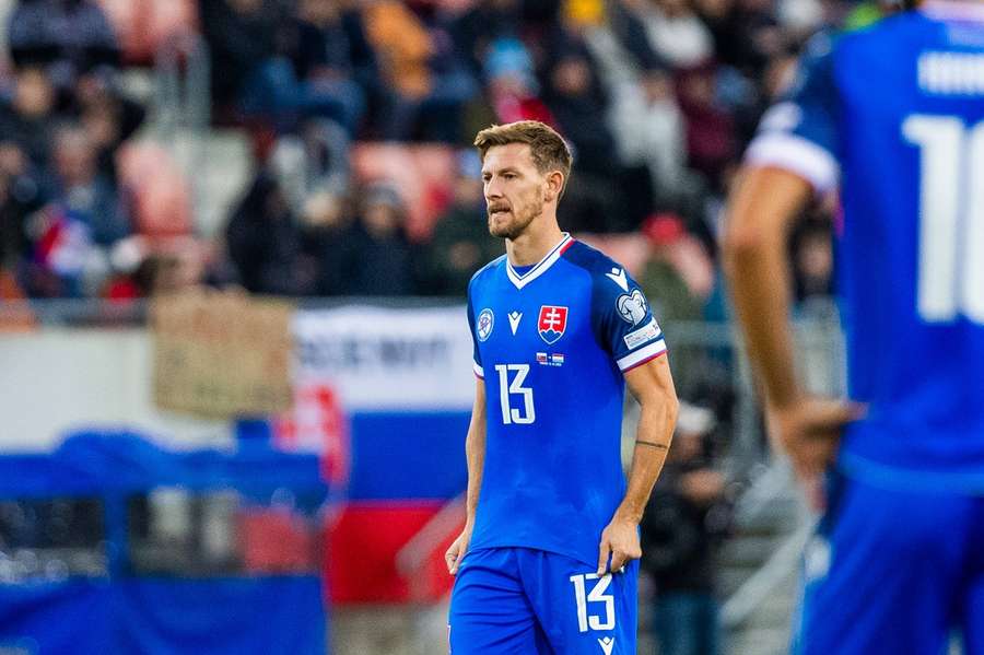 Hrošovský ukončil reprezentačnú kariéru. Hrošovský ukončil reprezentačnú kariéru.
