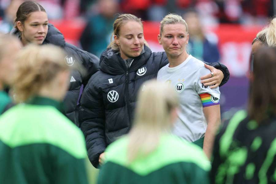 Alexandra Popp musste sich in ihrem letzten Pokalfinale mit dem VfL Wolfsburg deutlich geschlagen geben.