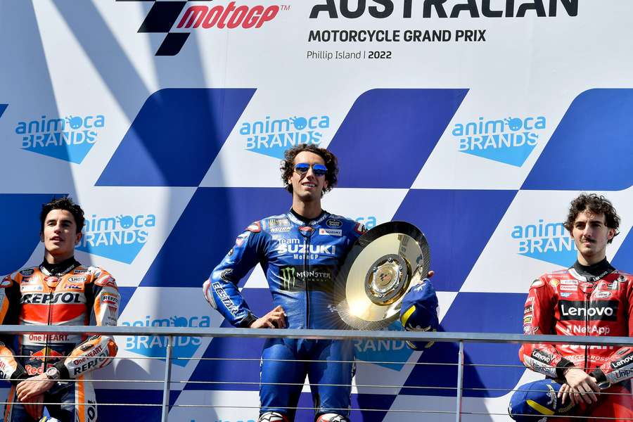 Rins ganha na Austrália e Bagnaia lidera o Mundial de MotoGP